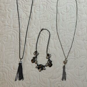 Elegant Black and Silver Necklace Set